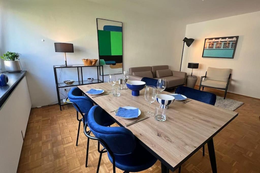 Apartment 2 Br- New, Cozy For 5 People *